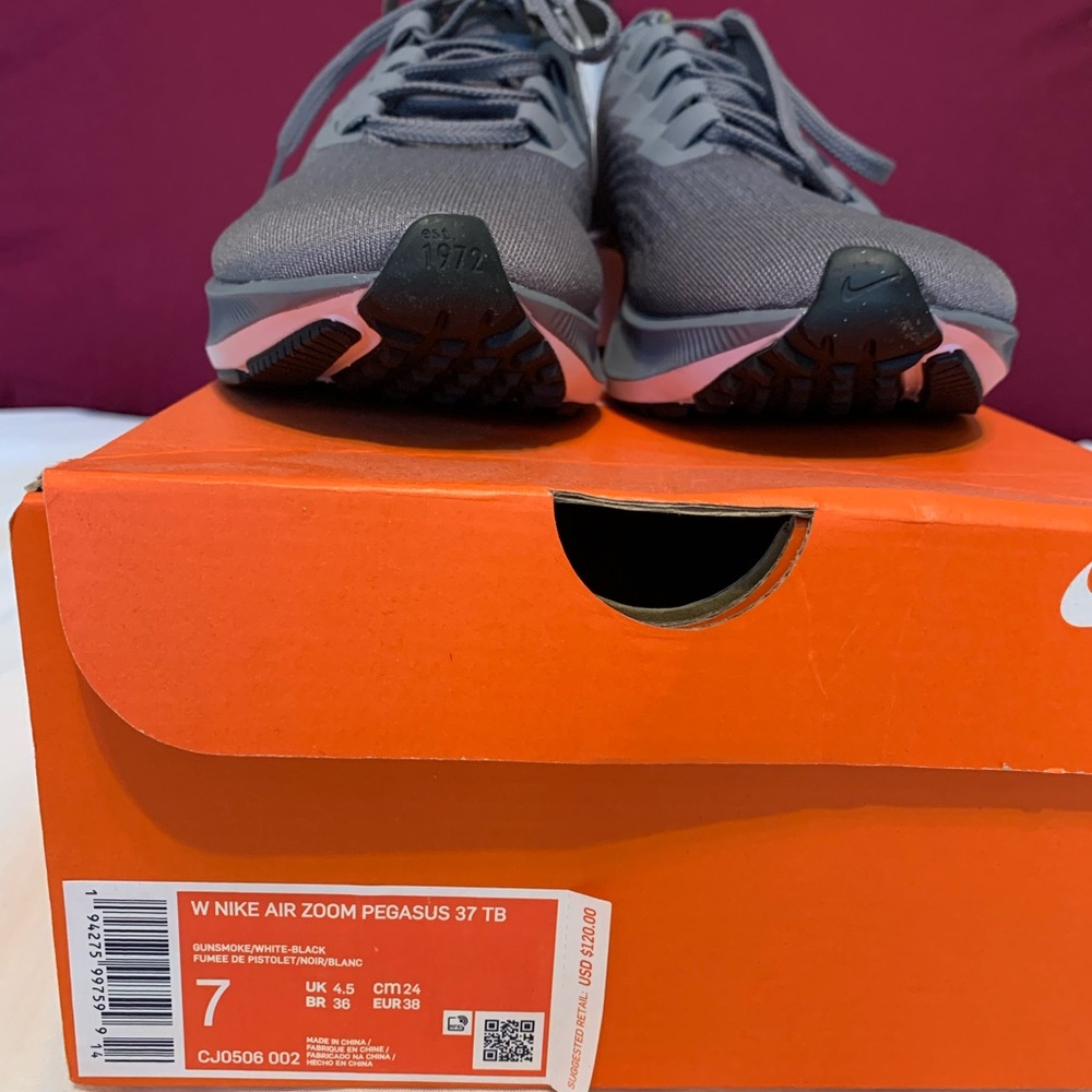 Womens Nike Air Zoom Pegasus 37